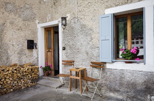 La Valle Agordina House | Cosy Holiday Home "La Pita" with Mountain View, Balcony, Fireplace and Wi-Fi