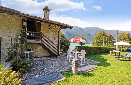 Idro Cottage | Cottage in Parole near Forest and Lake