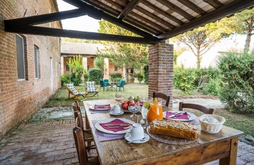 San Martino di Venezze Apartment | Cottage in beautiful countryside with a swimming pool near Venice