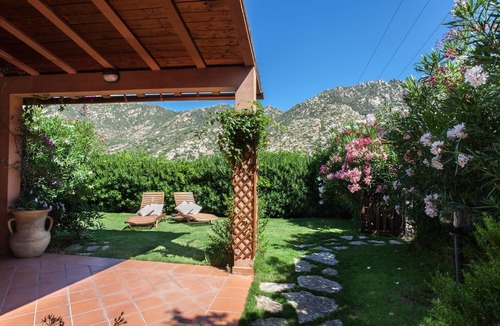 Porto Sa Ruxi Villa | Cottage with Air Conditioning, Garden & Terrace; Parking Available