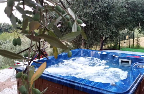 Mombaroccio House | Country house with a view of the hills, a few kilometers from the Adriatic Sea