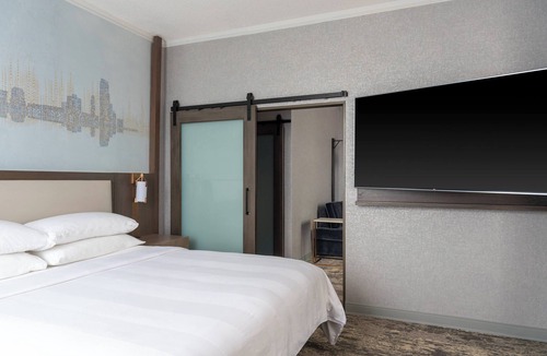 Near West Side Hotel | Courtyard by Marriott Chicago at Medical District/UIC