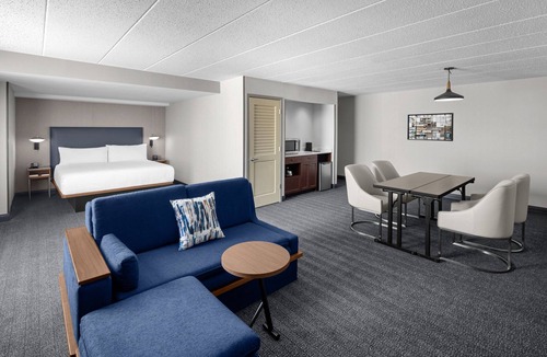 North Oakland Hotel | Courtyard by Marriott Pittsburgh University Center