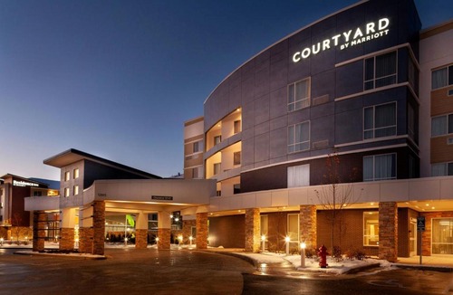 Town and Country Hotel | Courtyard by Marriott St. Louis West County