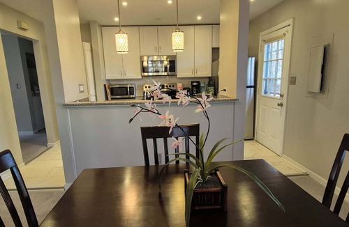 Richmond Apartment | Cozy 3BR/2BA Ground-Level Unit with King Bed, Minutes to Short Pump Mall