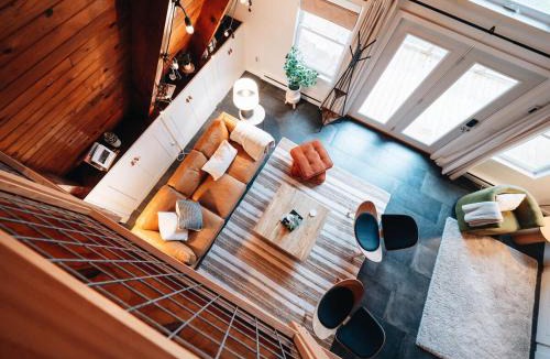 Bristolville House | Cozy A-Frame Getaway Minutes from Nelson Ledges