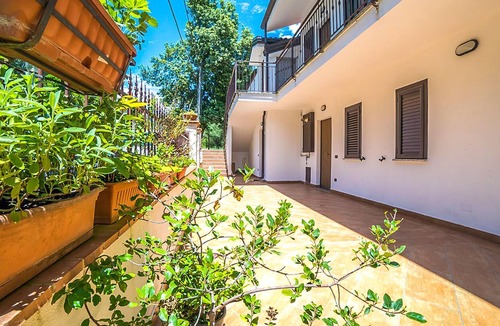 Policastro Bussentino Apartment | Cozy apartment on Campania's beautiful west coast.