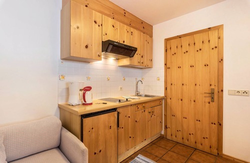 San Cassiano Apartment | Cozy Apartment "Dolomieu 25" with Mountain View & Wi-Fi