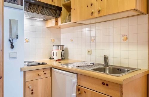 San Cassiano Apartment | Cozy Apartment "Dolomieu 28" with Mountain View & Wi-Fi