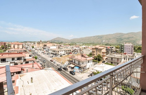 Mondragone Apartment | Cozy apartment in Mondragone with WiFi