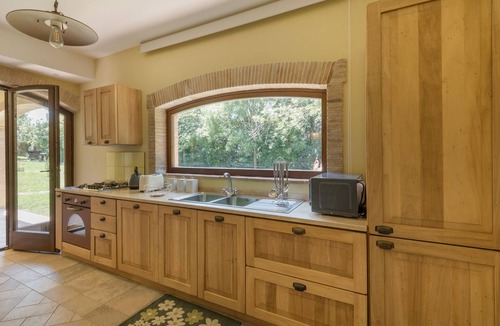 Avigliano Umbrio Apartment | Cozy apartment in Avigliano Umbro