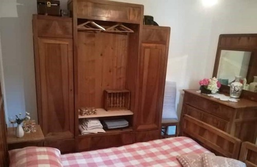 Feltre Apartment | Cozy apartment with kitchen, set in a typical alpine village.