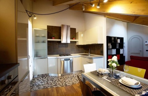 Dolzago Apartment | Cozy Apartment with view - LAKES AND TRAILS -