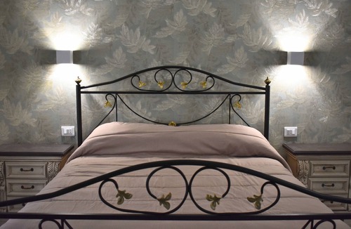Pontecagnano Bed & Breakfast | Cozy Bed & Breakfast, a stone's throw from Salerno