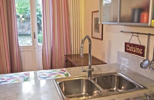 Historic Center Apartment | COZY BOLOGNA CENTRE APARTMENT WITH PRIVATE GARDEN
