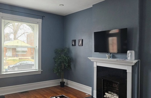 Benton Park Condo | Cozy & charming updated 2bdrm condo mins away from restaurants & entertainment!