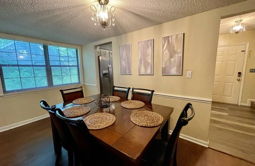 Brooksville House | Cozy Coachlight Village Getaway- Entire townhome w/private parking and yard.