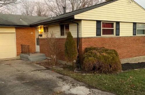 Westwood House | 🌟Cozy Four Bedroom Home Away From Home
