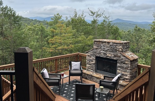 Foxfire Estates Cabin | Cozy Getaway Long Range View Paved Access Minutes To Downtown Blue Ridge Hot Tub