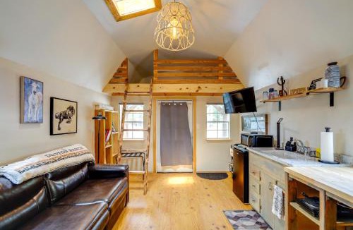 Higden Apartment | Cozy Higden Studio: Close to Greers Ferry Lake!
