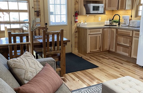 Logan Cabin | Cozy Hocking Hills Cabin on 20 private acres! Only 7 miles from State Park!
