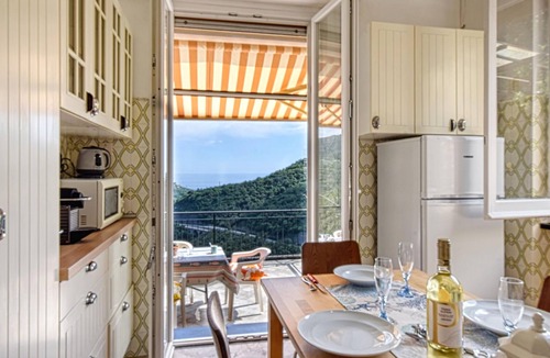 Teriasca House | Cozy home in Sori with house sea view