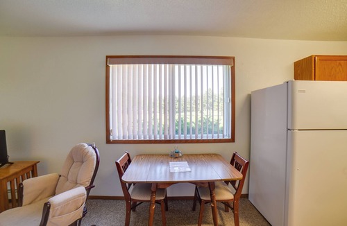 Jasper Apartment | Cozy Jasper Studio Near State Parks & Hiking!