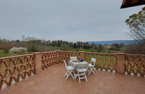Acquasparta Apartment | Cozy mini-apartment nestled in the green Umbrian countryside