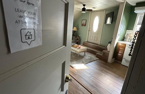 Mankato Apartment | Cozy Second floor Stylish & Comfortable Stay