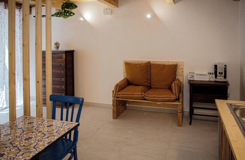 Scafati Apartment | Cozy studio apartment within walking distance of the Archaeological Excavations of Pompeii