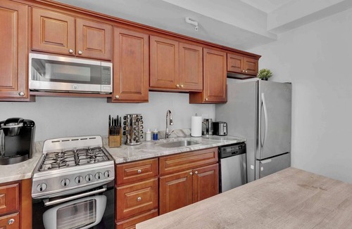 Old City Apartment | Cozy Studio | Old City | 1Bed |Independence Hall