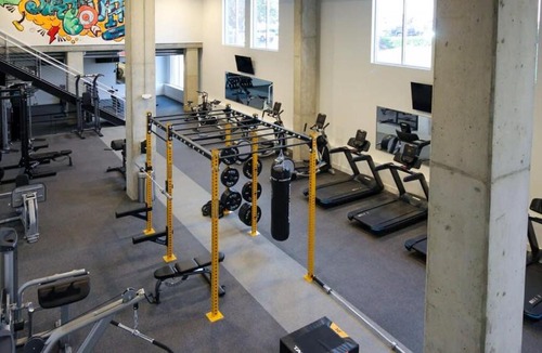 Central Business District Apartment | CozySuites at ArtCincy