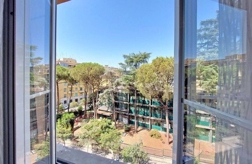 Nomentano Apartment | Cremona, Bright 1 Br Apartment Near Piazza Bologna By Halldis