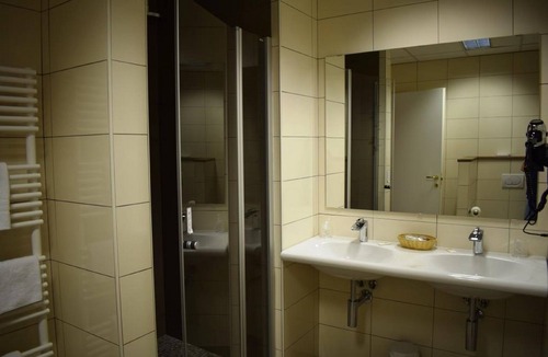 Omegna Hotel | Croce Bianca