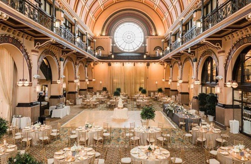 Wholesale District Hotel | Crowne Plaza Indianapolis-Dwtn-Union Stn by IHG