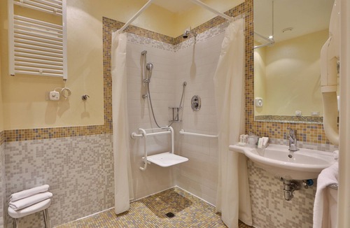 Pedeguarda di Follina Hotel | Crowne Plaza Venice East by IHG