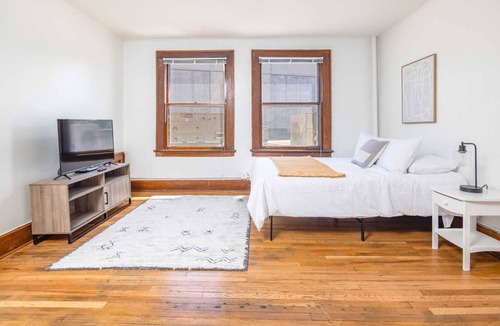 Downtown Des Moines Apartment | Cute Studio Apartment Downtown