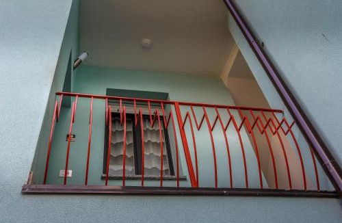 Dervio Apartment | Dafni Nuovo appartamento accogliente funzionale in centro paese