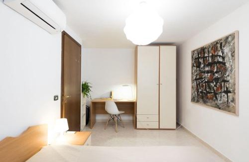 Verona City Centre Apartment | Dante's home