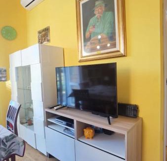 Rondinella - Baraggia - Restellone Apartment | Davide Host Arcobaleno