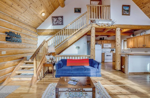 Gypsum House | Deck & Pond Views! 2-Acre, Woodsy Rocky Mtn Haven