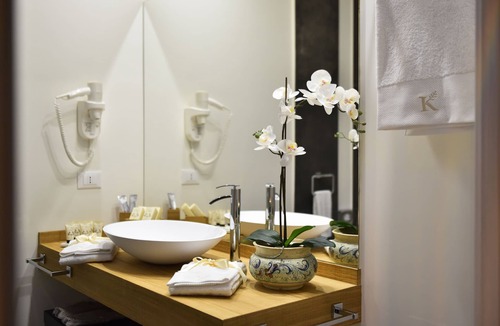 Marina di Palma Villa | Deluxe Room "Jashinum" - Villa Kete