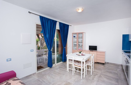 San Teodoro City Centre Apartment | Deluxe Two-room apartment Le Colonnine "Island of Tavolara"