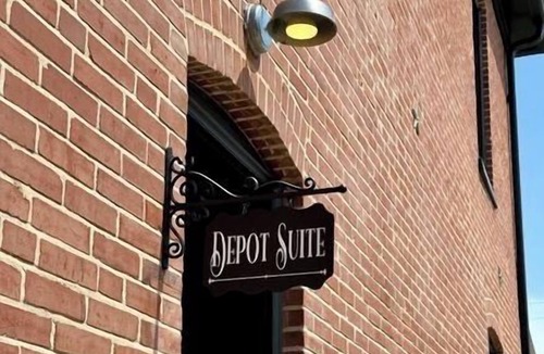 McKittrick Apartment | Depot Suite - Ground-Floor Historic Loft on Katy Trail, 4 Mins to Hermann Wineries