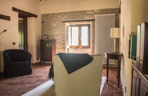 Amandola House | Designer Country Villa "Casa Lera" with Pool and Vineyard