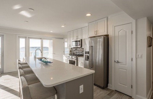 Dewey Beach Condo | Dewey Beach Condo Direct BAYFRONT 3BR Sleeps 8 w/Parking