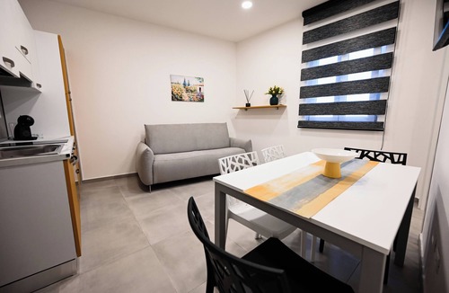 Mondragone Apartment | Dimora Domitia