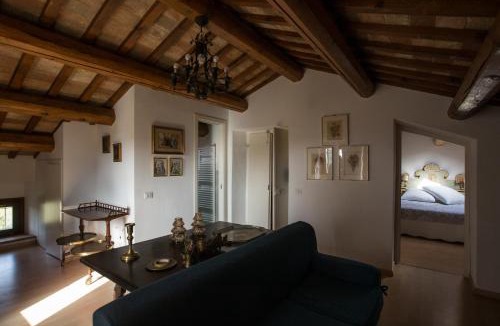 Macerata House | Dimora Rosa Bianca