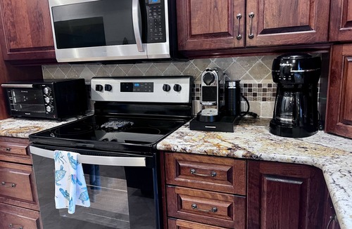 Ambersand Beach House | Direct Oceanfront Hideaway Beach House 3 story with Rooftop Terrace!