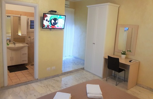 Casal Bertone Hotel | Dodo Holiday in Rome